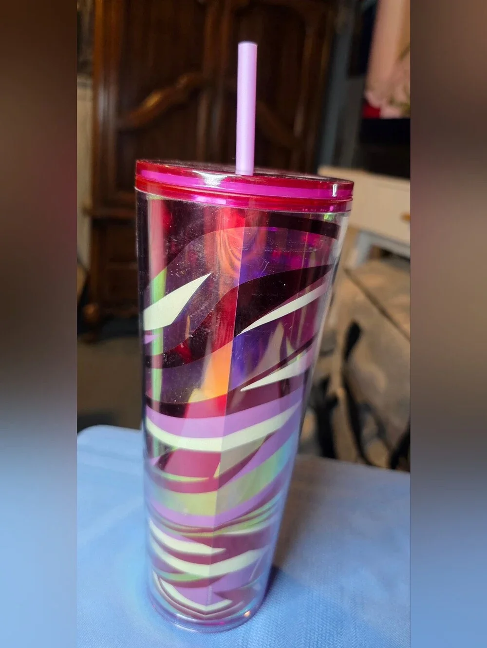 Starbucks 24 oz Pink Purple Iridescent Swirl Cold Cup Tumbler with Straw